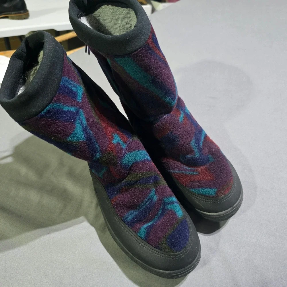 vintage 90s LL Bean Winter Boots Womens 8  Geometric Fleece Lined